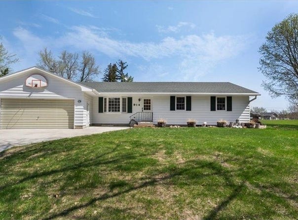 914 Woodland Circle, Long Prairie, MN 56347