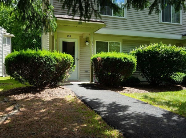 108 Morningside Commons, Brattleboro, VT 05301