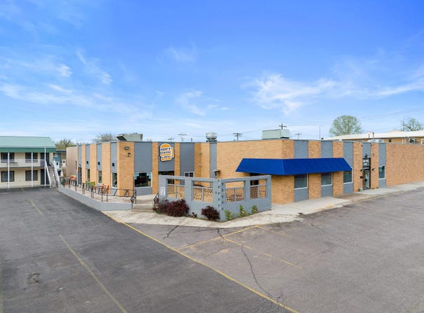 512 National Street, Belle Fourche, SD 57717