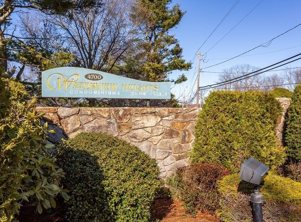 4700 N Main St, Fall River, MA 02720