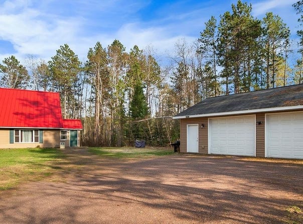 38147 Thornbury Way, Sturgeon Lake, MN 55783