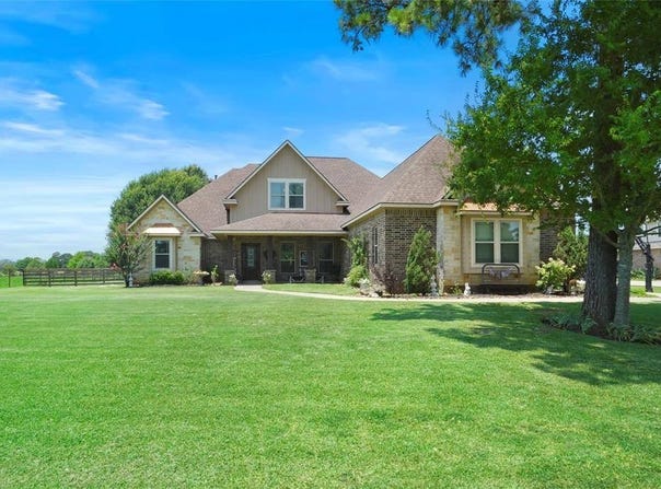 5112 East Settlers Bend, Montgomery, TX 77316