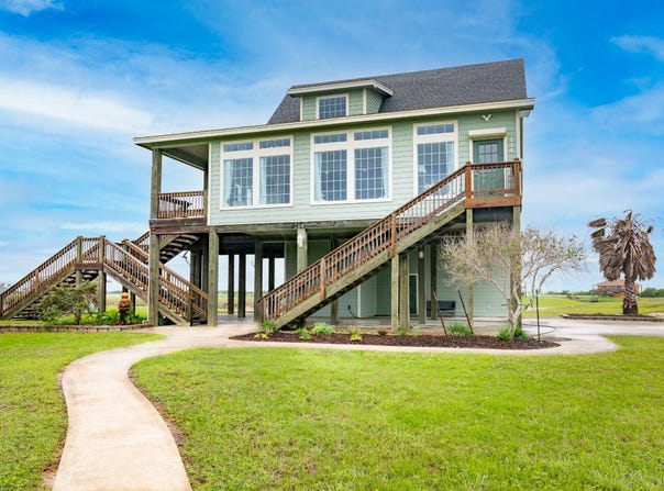114 White Marlin Drive, Port Lavaca, TX 77979