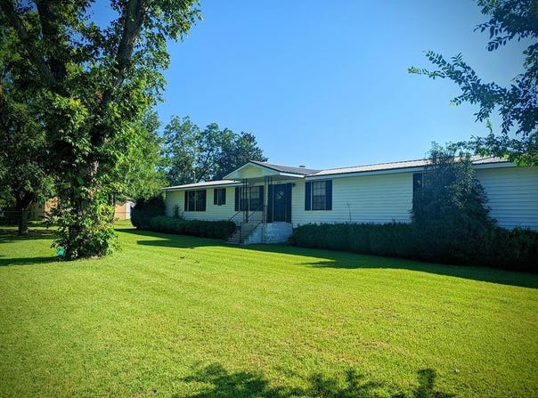 391 S Brown Avenue, Sycamore, GA 31790