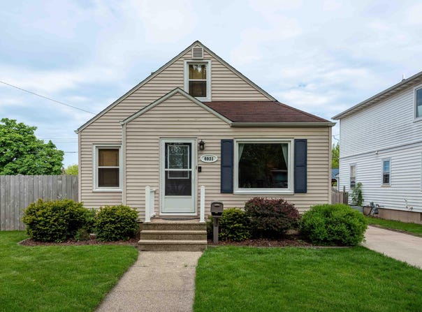 6931 43rd Ave, Kenosha, WI 53142