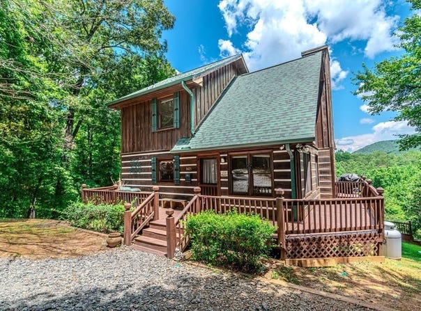 1023 Knollwood Road, Mineral Bluff, GA 30559