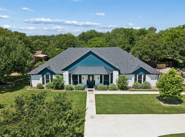 160 Cedarcrest Lane, Double Oak, TX 75077