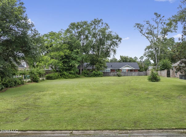 Lawrence Place, Gulfport, MS 39507