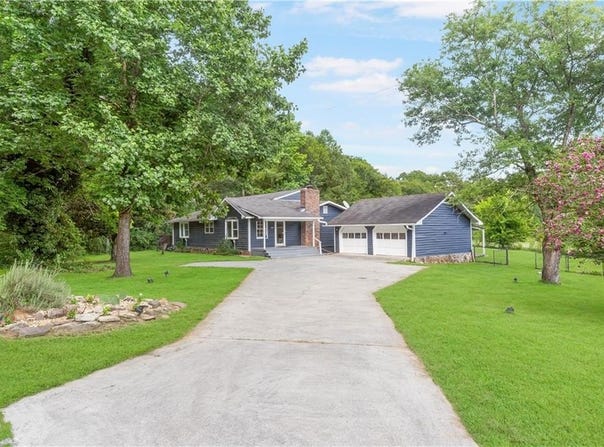 412 Perry Road, Armuchee, GA 30105