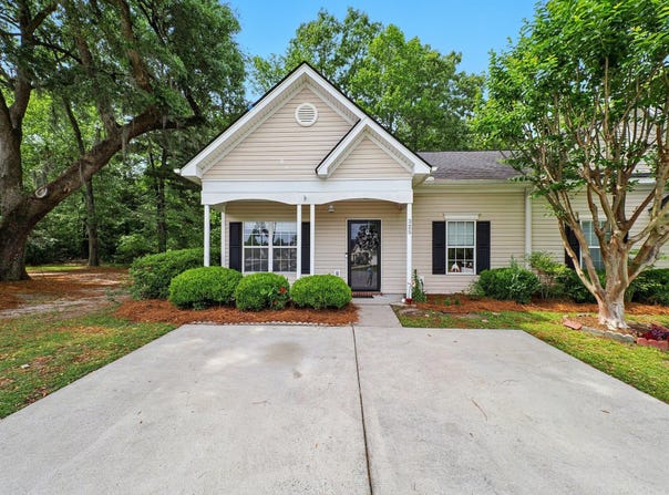 325 Dupont Way, Summerville, SC 29485