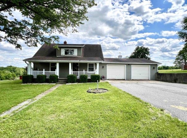 4218 Vinegar Hill Road, Bedford, IN 47421