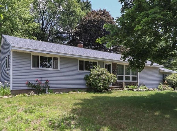 377 Perley Avenue, Pembroke, NH 03275