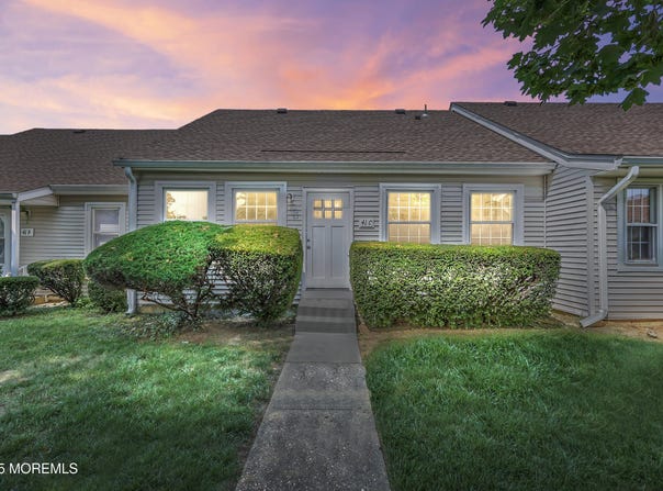 41 Piazza San Paola, Freehold, NJ 07728