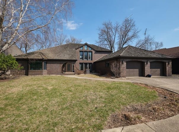 16100 HWY 86, Spirit Lake, IA 51360