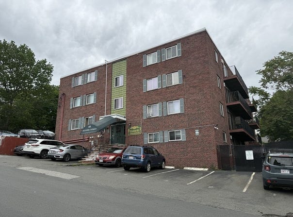 55 Eleanor St, Chelsea, MA 02150