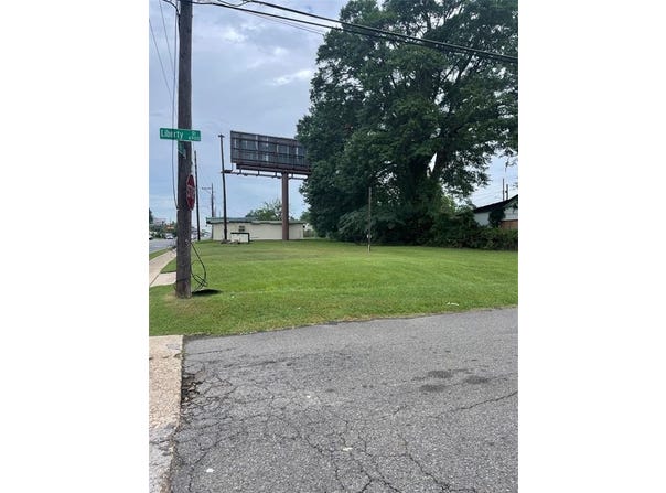636 70th Street E, Shreveport, LA 71105