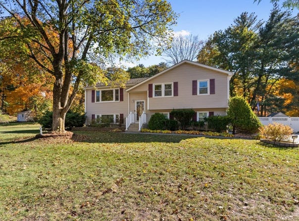 111 Simpson Rd, Marlborough, MA 01752