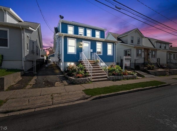 518 Sweetland Ave, Hillside Twp., NJ 07205-1731