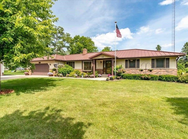 104 S 2nd Street, Coloma, WI 54930