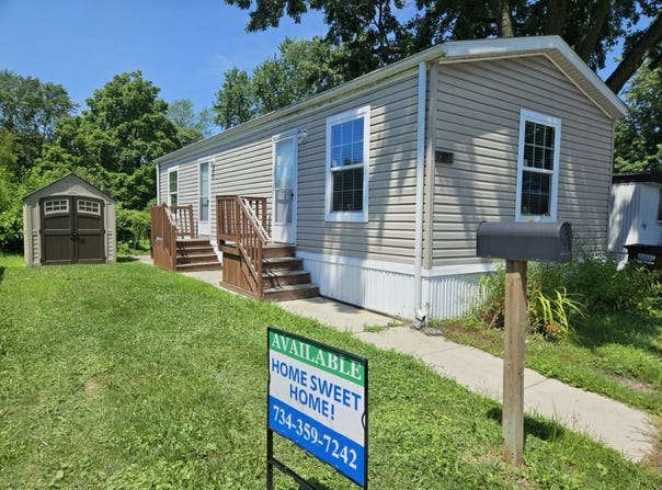 7312 Chesterfield  #257, Taylor, MI 48180