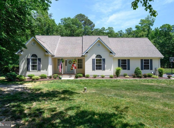 8047 LAUREL Lane, DENTON, MD 21629