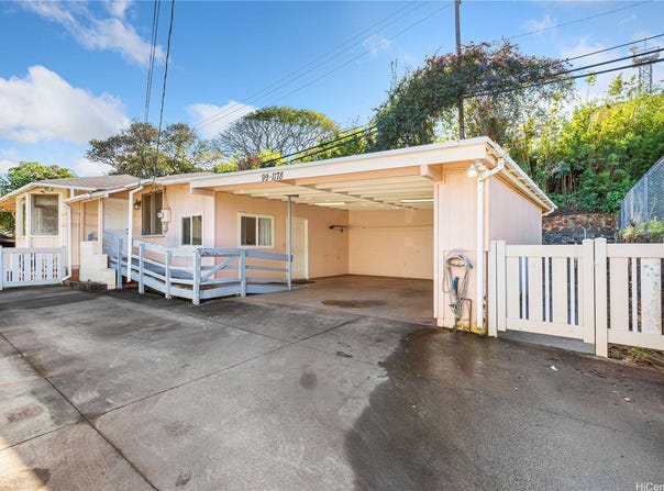 99-1178 Halawa Hts Road, Aiea, HI 96701