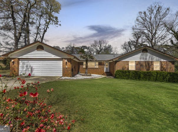 1710 Green, Warner Robins, GA 31093