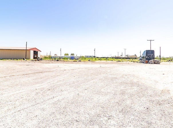 3500 S Colorado Ave, Monahans, TX 79756