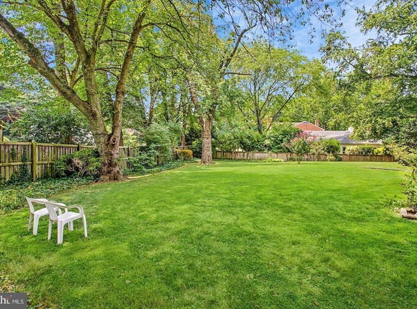 7900 CYPRESS PLACE, CHEVY CHASE, MD 20815
