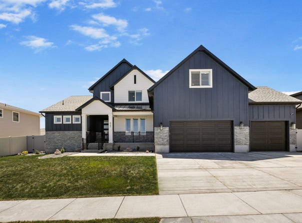 423 W RED WOLF, Saratoga Springs, UT 84045