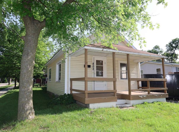802 E Emerald Street, Elkhart, IN 46514