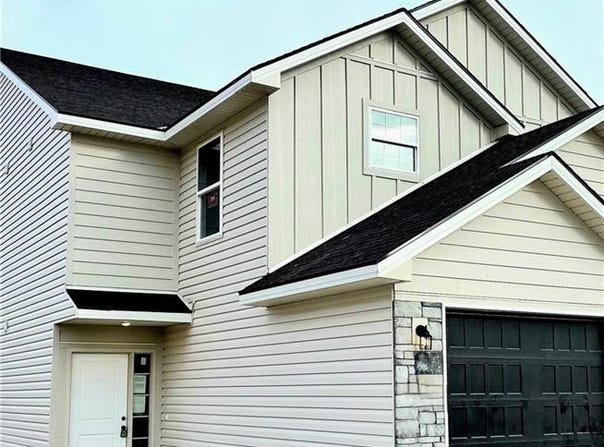 704 Mahogany Court, Warrensburg, MO 64093