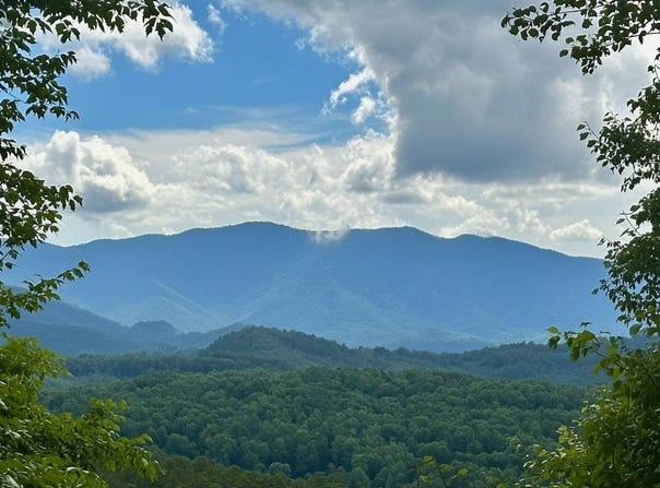 65 Blue Ridge Gem Mine Road, Spruce Pine, NC 28777