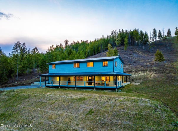 1197 Brown Creek Rd, Naples, ID 83847