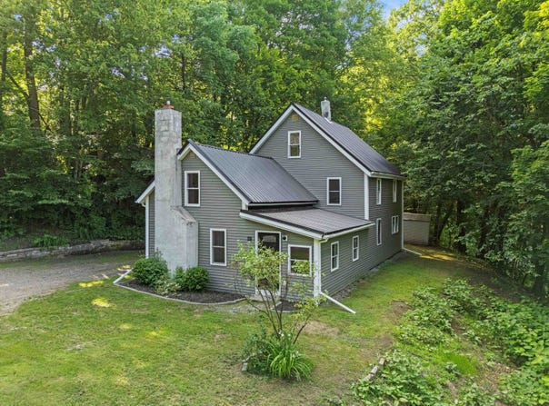29 Summit Street, Franklin, NH 03235