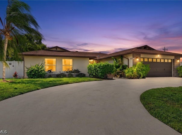 726 SW 51st Terrace, Cape Coral, FL 33914