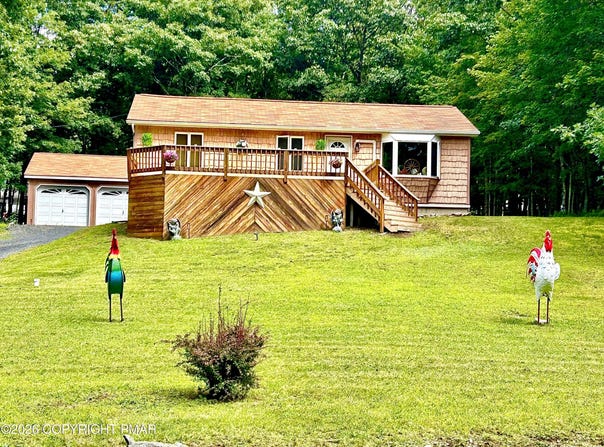 98 Lenape Trail, Albrightsville, PA 18210