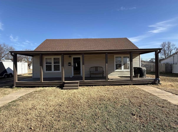 924 N Prouty, Watonga, OK 73772