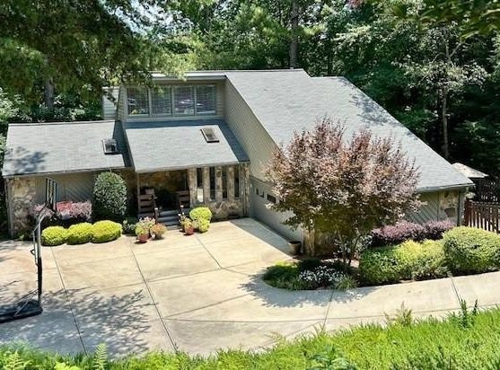 4221 Burns Heritage Trail NE, Roswell, GA 30075