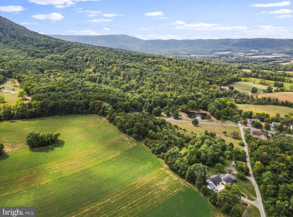 DEERWOOD DRIVE, MERCERSBURG, PA 17236