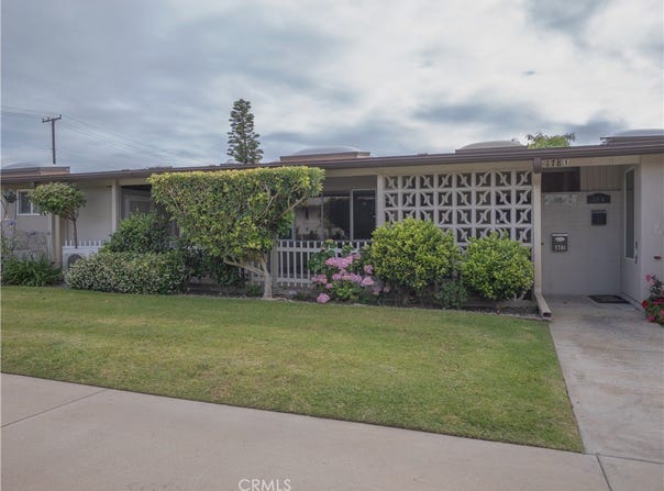 1221 Oakmont, Seal Beach, CA 90740