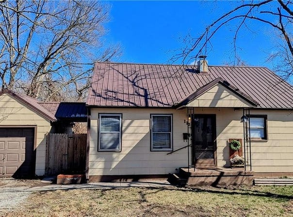 113 S Lonsinger Street, Butler, MO 64730