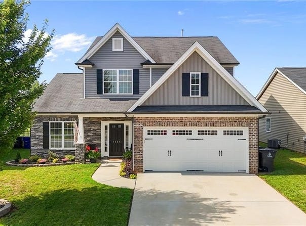 1435 Land Grove Drive, Kernersville, NC 27284
