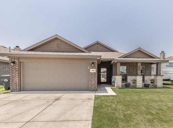 3206 Viola Avenue, Lubbock, TX 79407