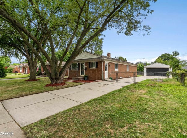 14235 Inkster Road, Livonia, MI 48154