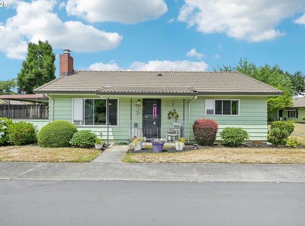12295 SE MAIN ST, Portland, OR 97233