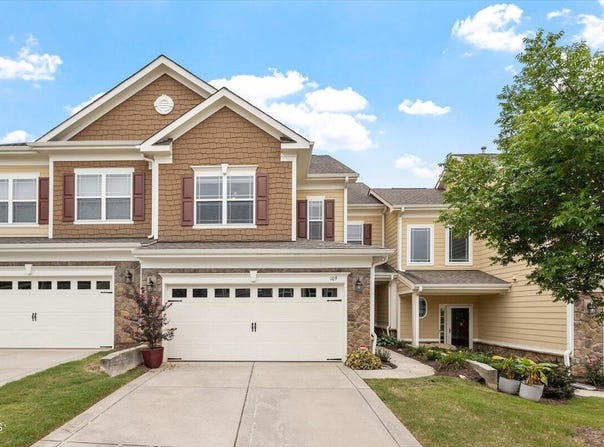 109 Willow View Lane, Apex, NC 27539