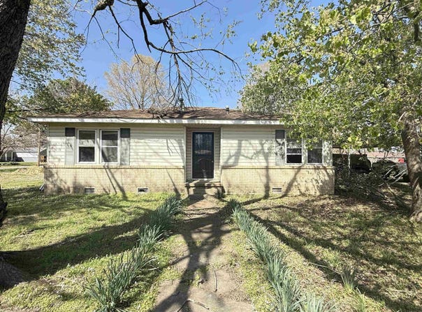 200 Grace Street, Tuckerman, AR 72473-9292