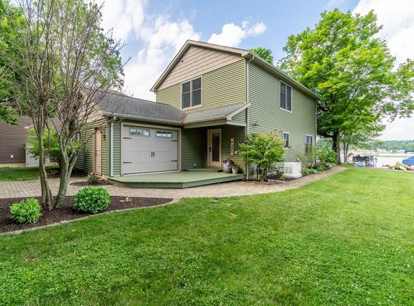 321 Kope Kon Point, Coldwater, MI 49036
