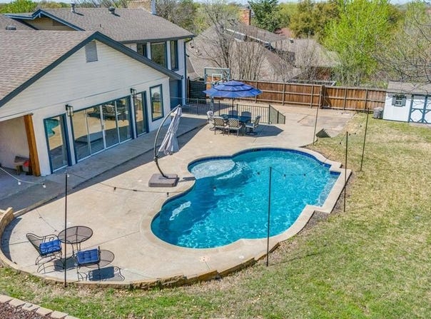 2910 S Country Club, Garland, TX 75043